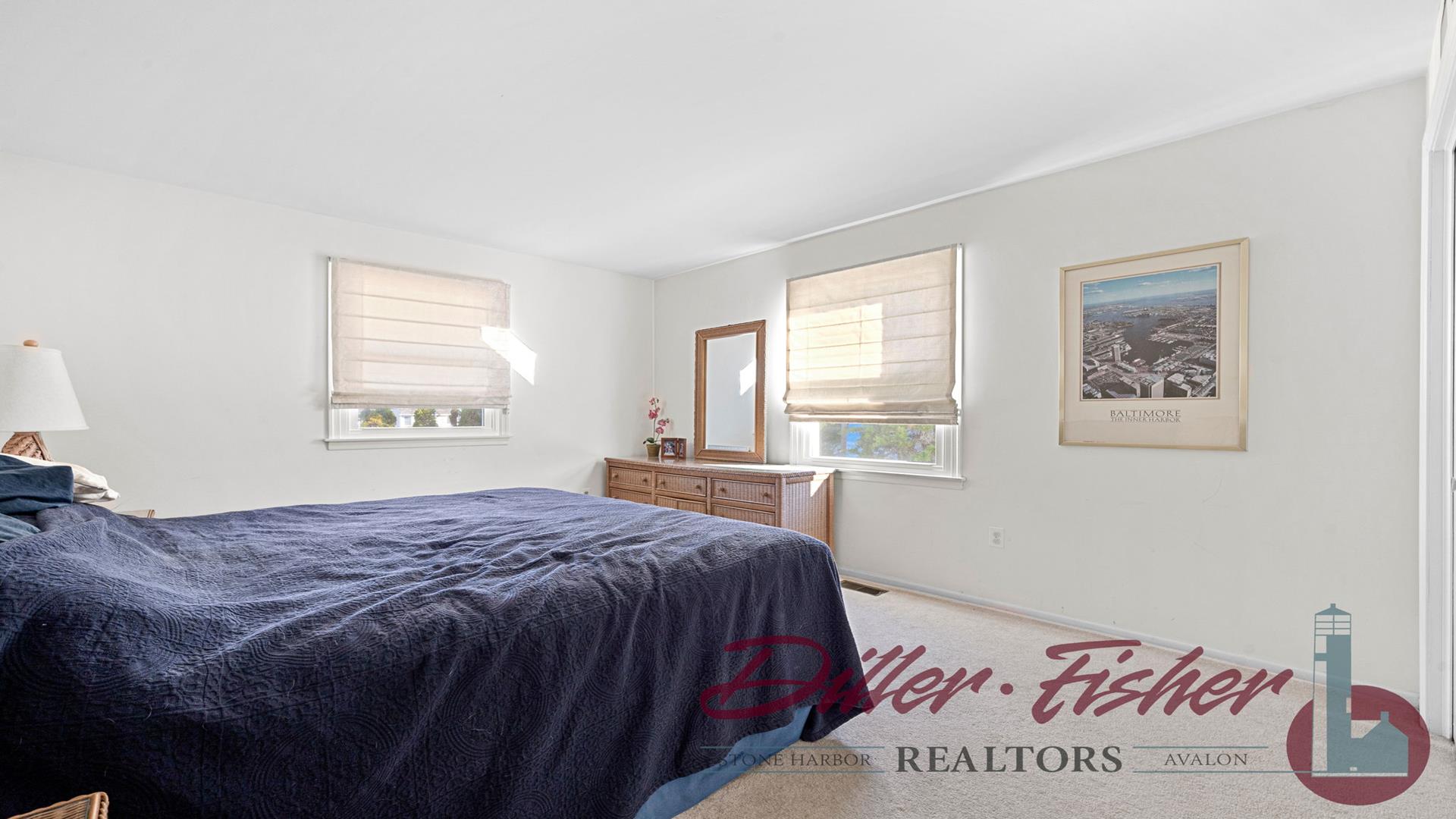 122 110th Street, Stone Harbor (Mid-Island)