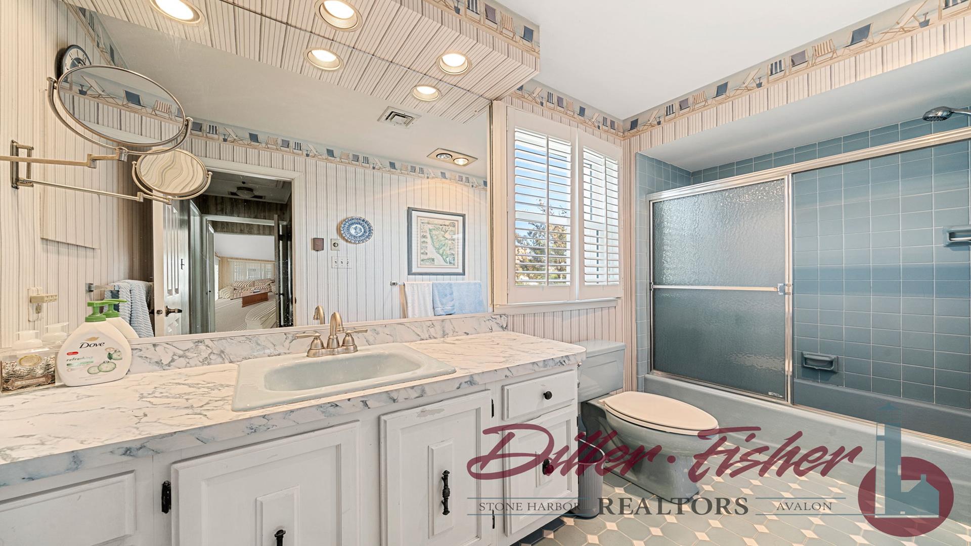 122 110th Street, Stone Harbor (Mid-Island)