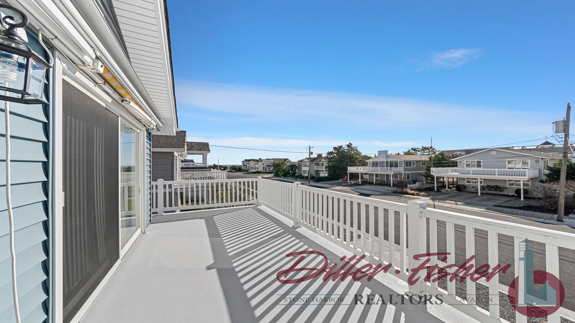 122 110th Street, Stone Harbor (Mid-Island)