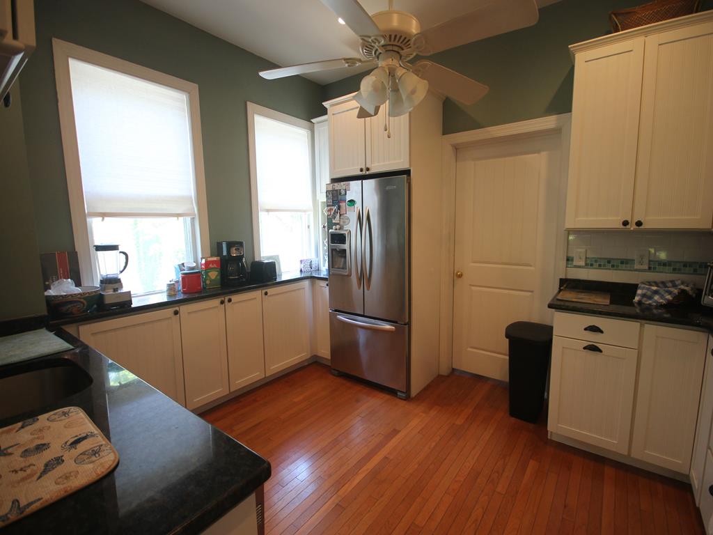 813 Columbia Avenue First Floor | Photo 11