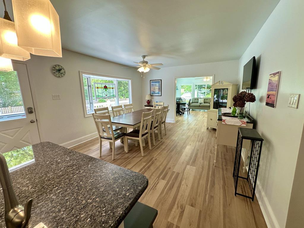 404 Fourth - 1st Fl - 4BR with a Pool! | Photo 12