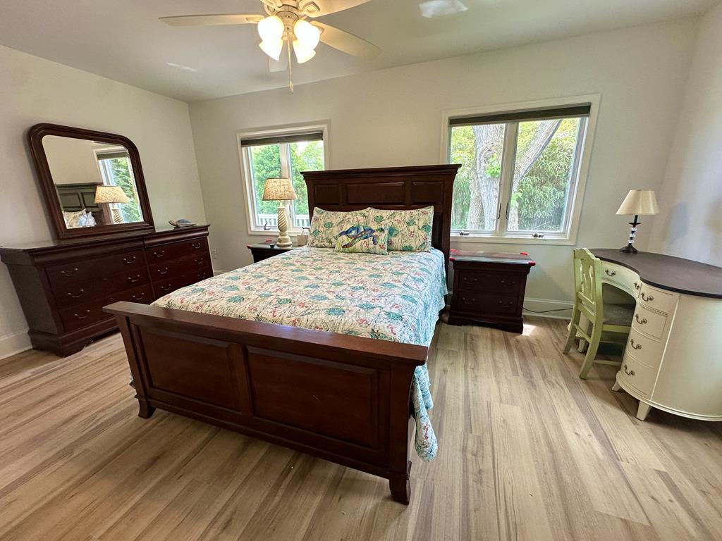 404 Fourth - 1st Fl - 4BR with a Pool! | Photo 24