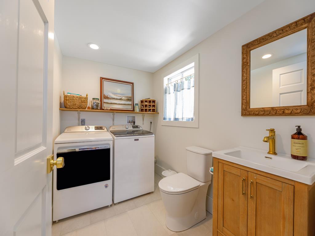 Peaceful Retreat - 611 Jonathan Hoffman Road | Photo 16