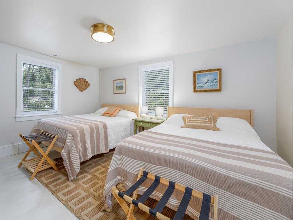 Peaceful Retreat - 611 Jonathan Hoffman Road | Photo 18