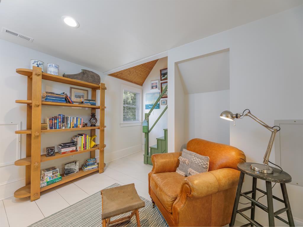 Peaceful Retreat - 611 Jonathan Hoffman Road | Photo 20