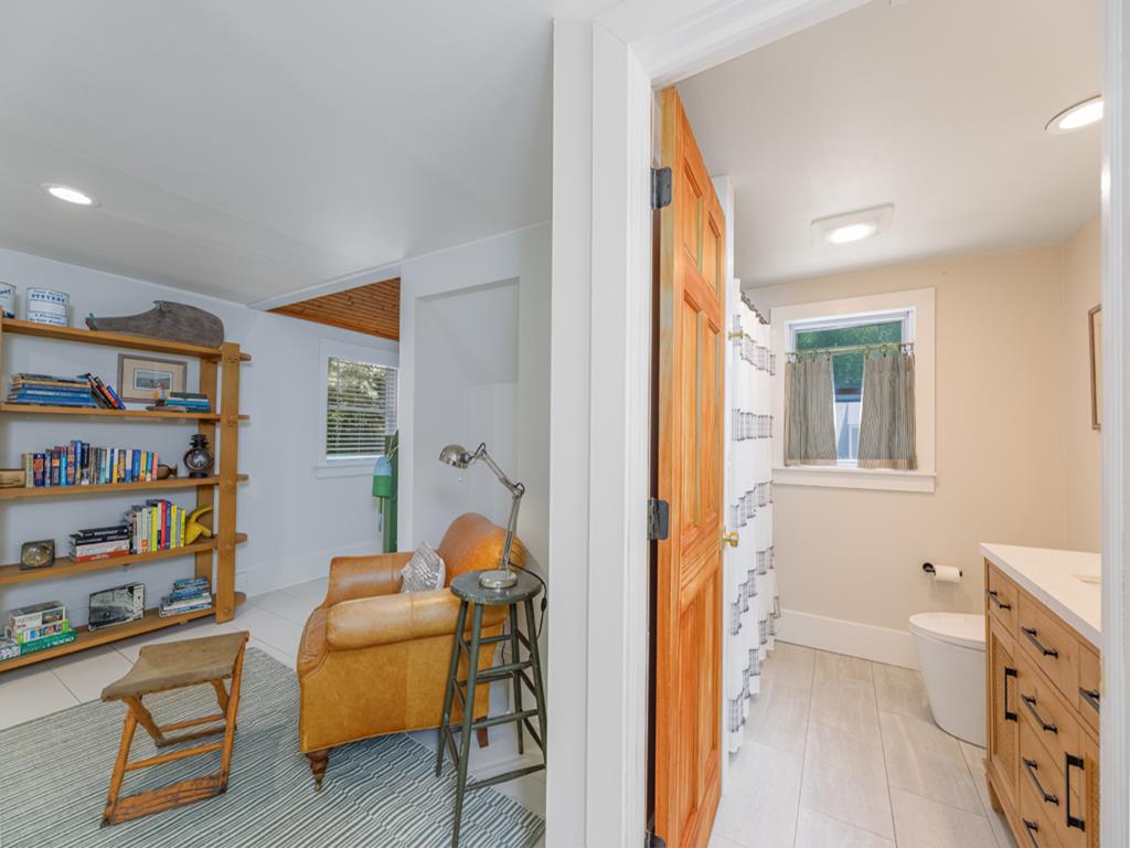 Peaceful Retreat - 611 Jonathan Hoffman Road | Photo 21