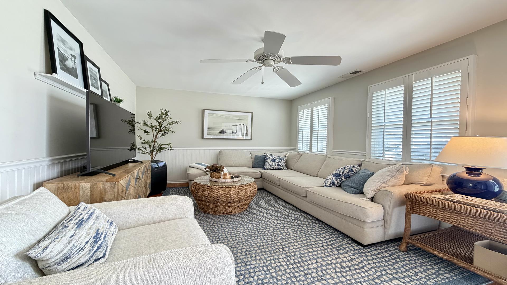 8301 Second Avenue, Stone Harbor (Mid-Island) - Picture 2