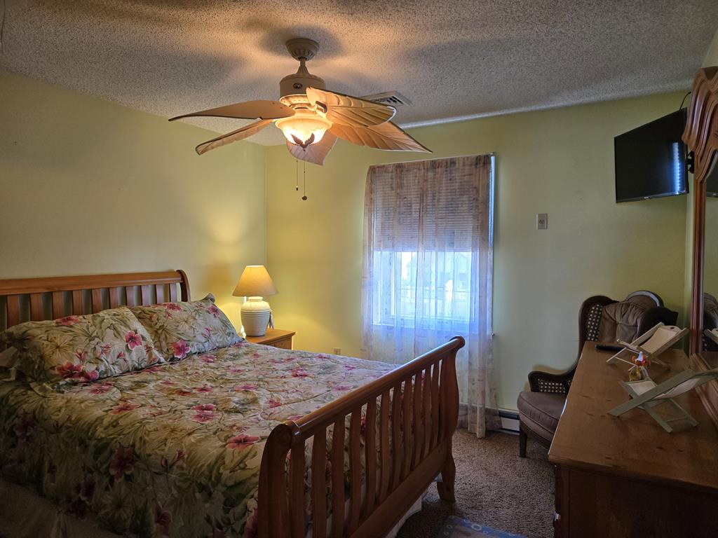 6318 Central Avenue. - Picture 