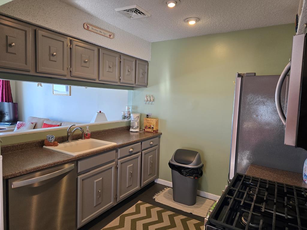 6318 Central Avenue. - Picture 