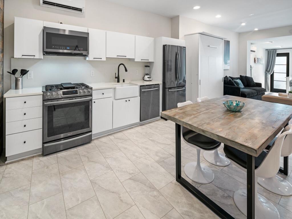 216 So. Bay Avenue, Beach Haven (Bay Side)