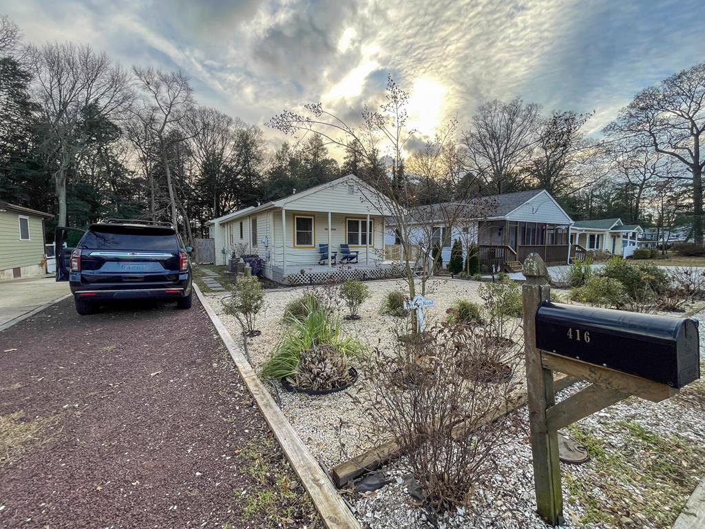 The Salt Box - 416 Baywyn Road | Photo 3