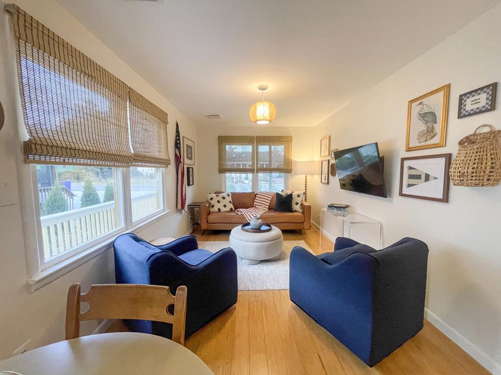 The Salt Box - 416 Baywyn Road | Photo 6