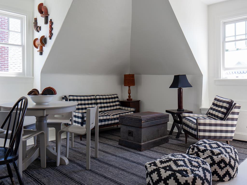 The Moon House | Photo 20