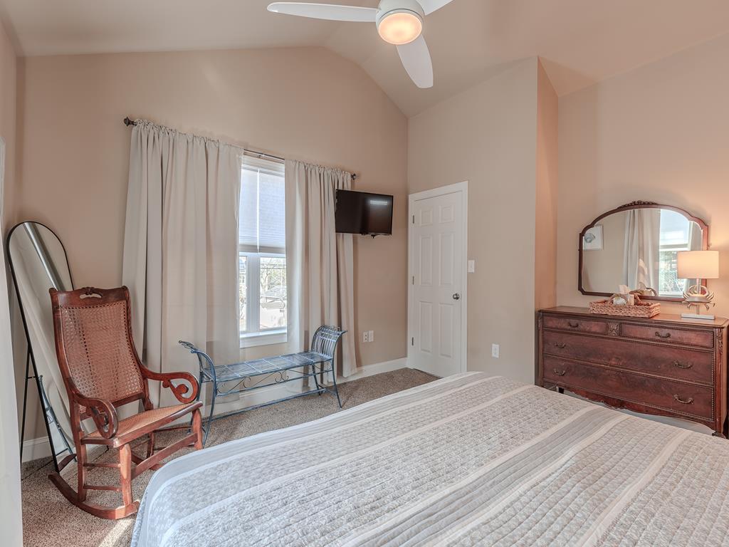 Bayside Beauty | Photo 25