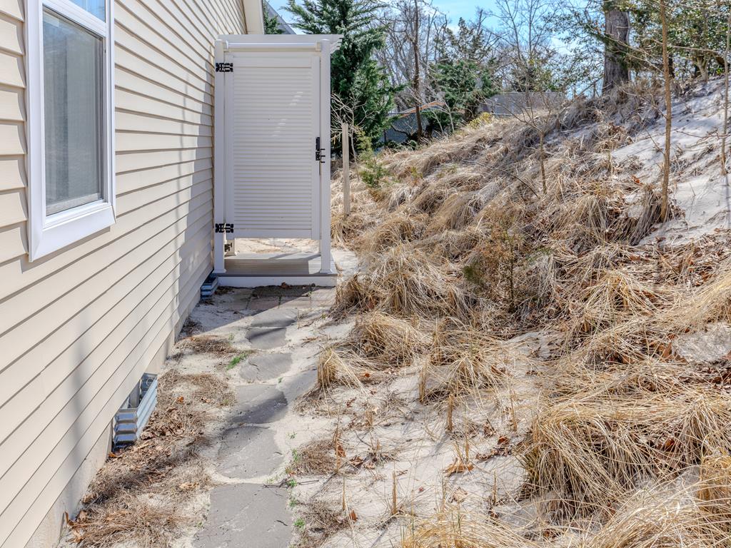 Bayside Beauty | Photo 30