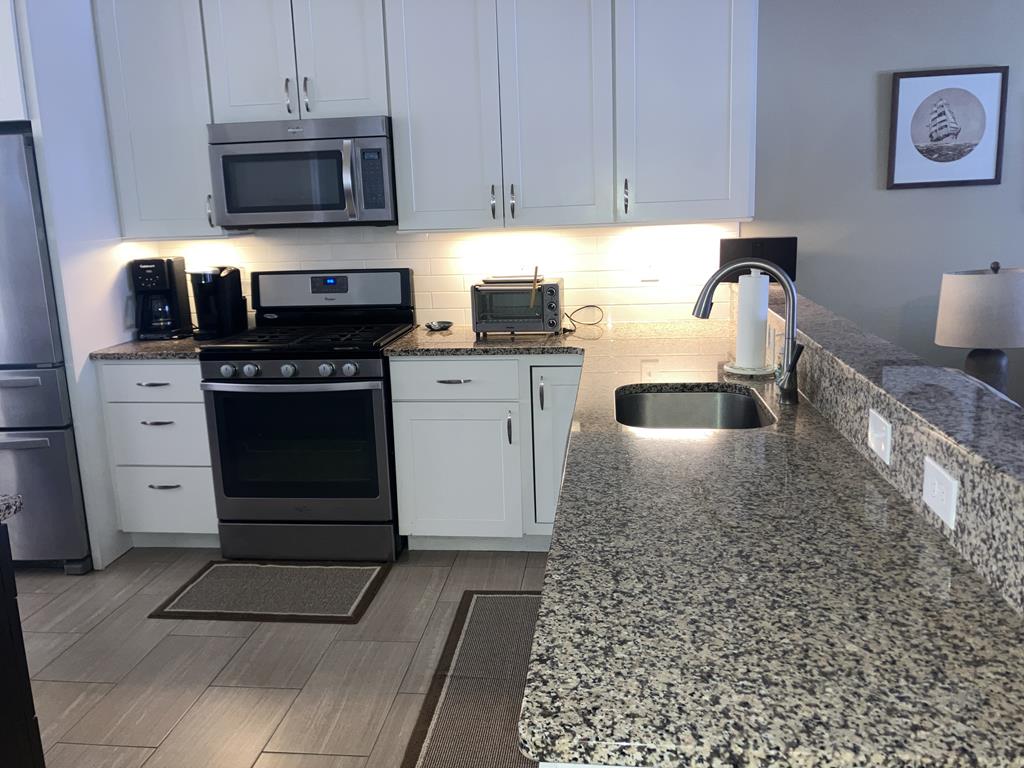 Bayside Beauty | Photo 6