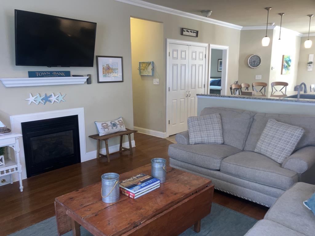 Bayside Beauty | Photo 9