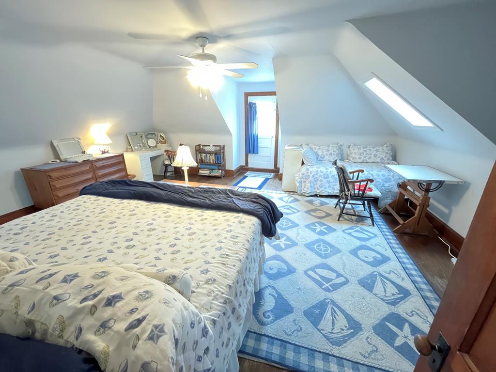 813 Columbia Avenue WHOLE HOUSE | Photo 24