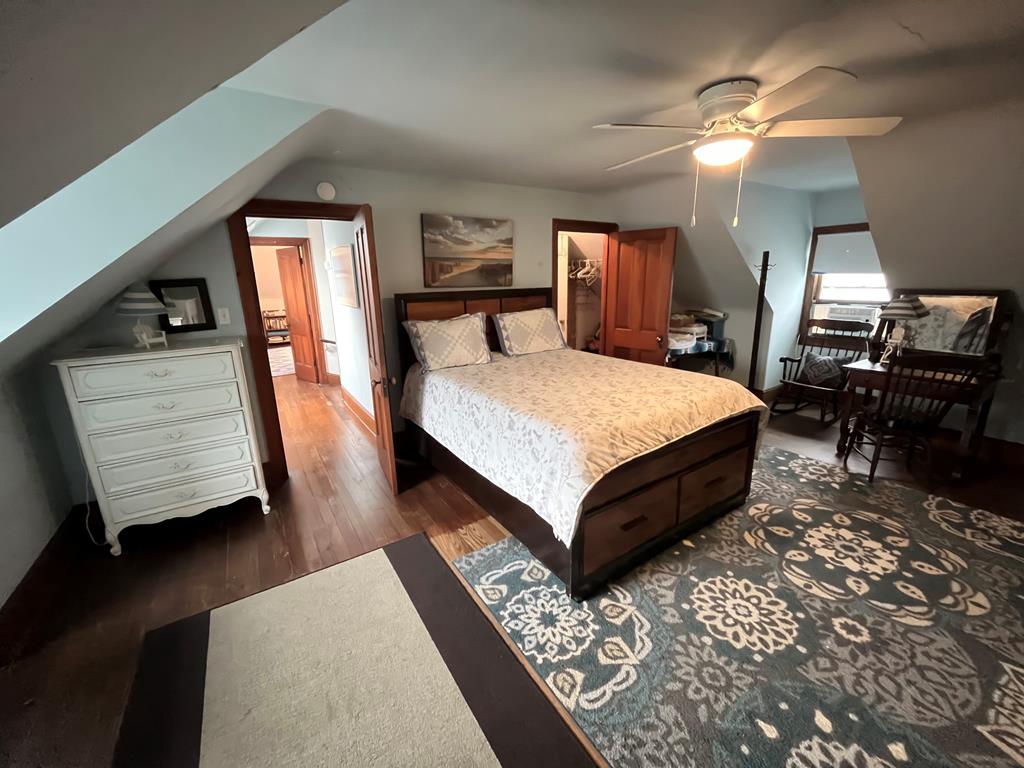 813 Columbia Avenue WHOLE HOUSE | Photo 26