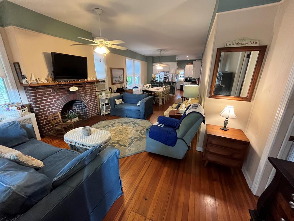 813 Columbia Avenue WHOLE HOUSE | Photo 5