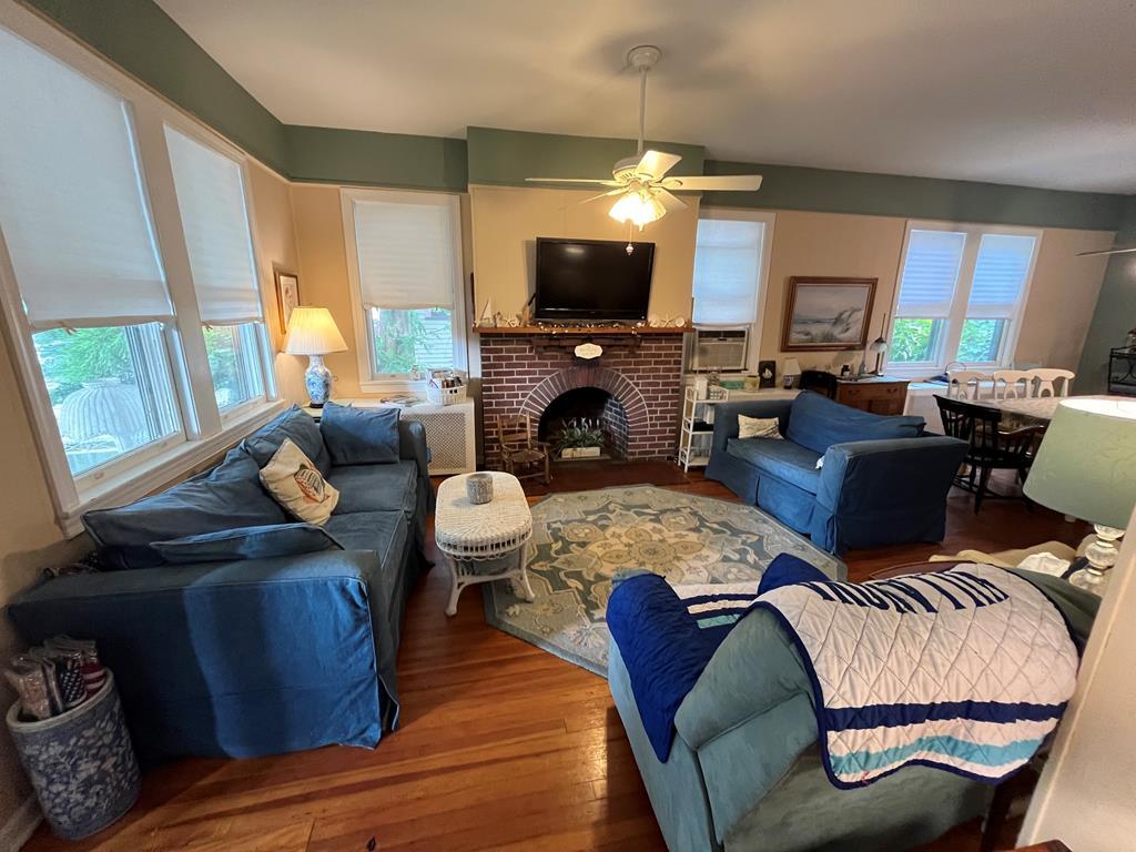 813 Columbia Avenue WHOLE HOUSE | Photo 6