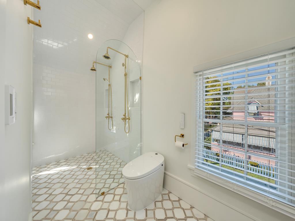 The Franklin Residence - 7 Bedrooms Close to Town | Photo 29