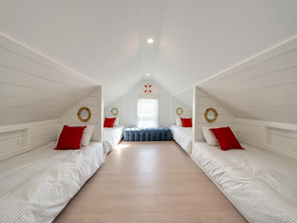 The Franklin Residence - 7 Bedrooms Close to Town | Photo 32