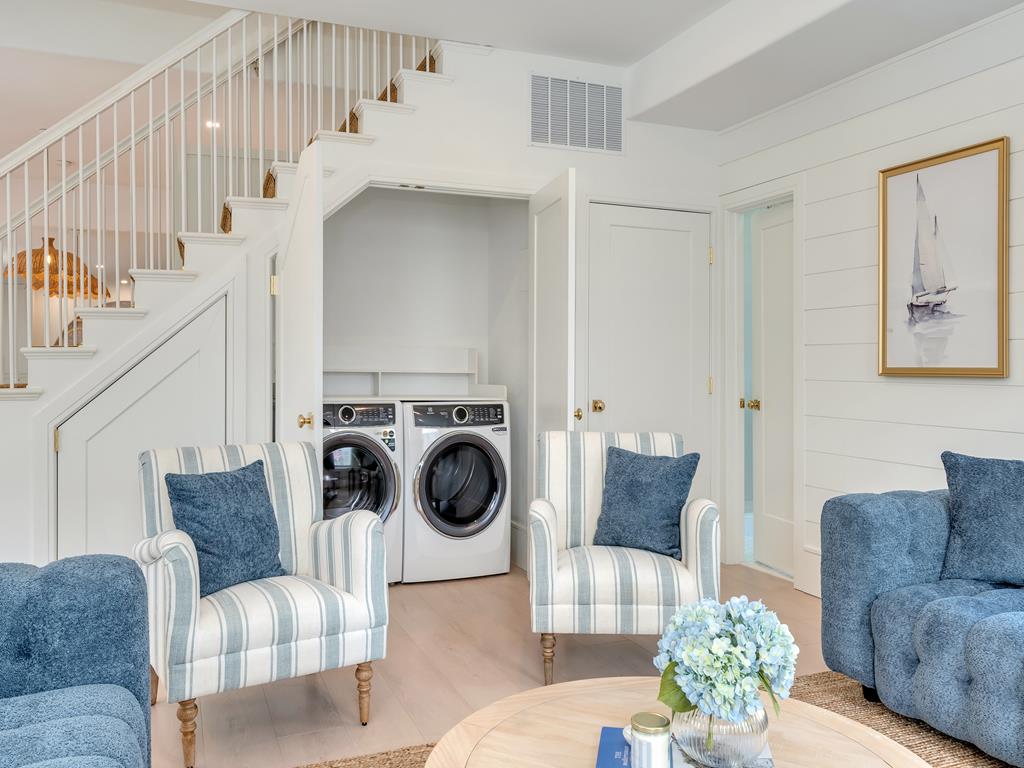 The Franklin Residence - 7 Bedrooms Close to Town | Photo 8