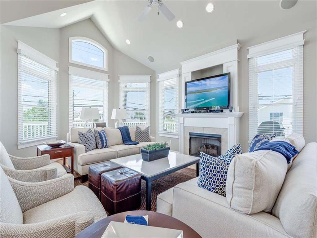 188 35th Street | Photo 4