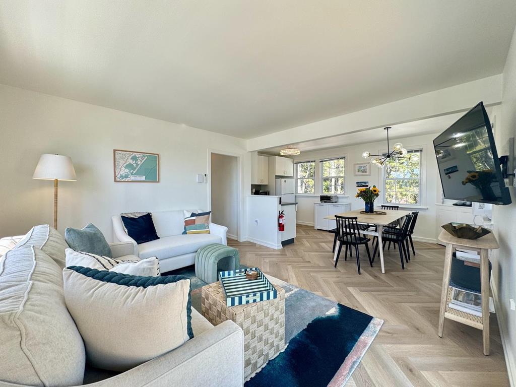 233 93rd Street | Photo 4