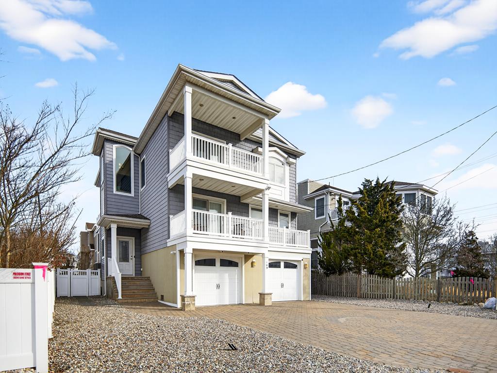 109 W 26th Street, Ship Bottom, NJ