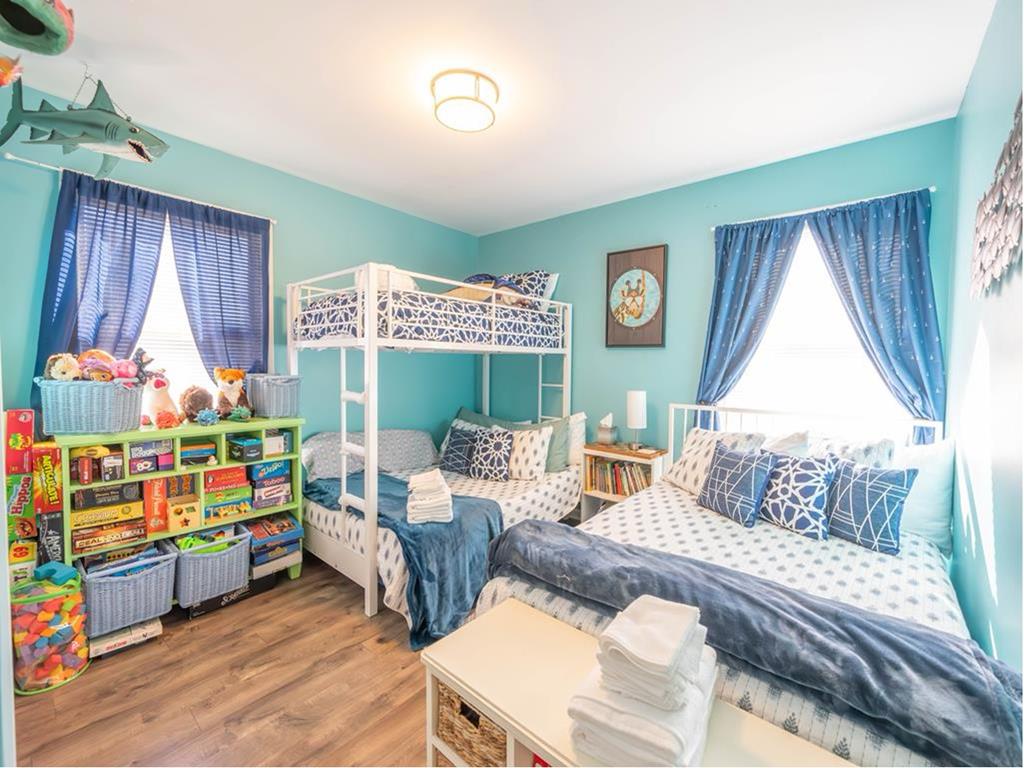 143 West Bates Avenue | Photo 9