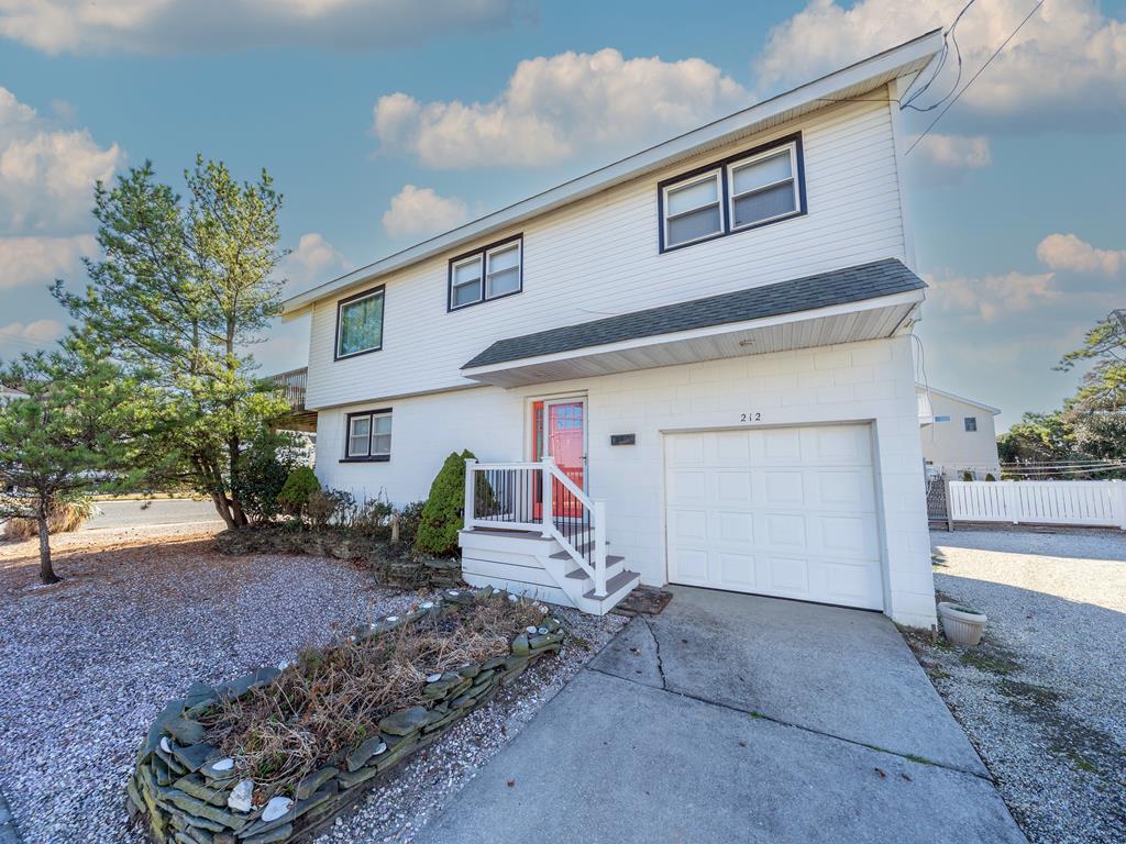 212 7th Street - Avalon