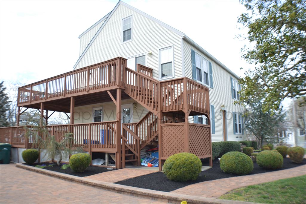 108 Broadway | Photo 34