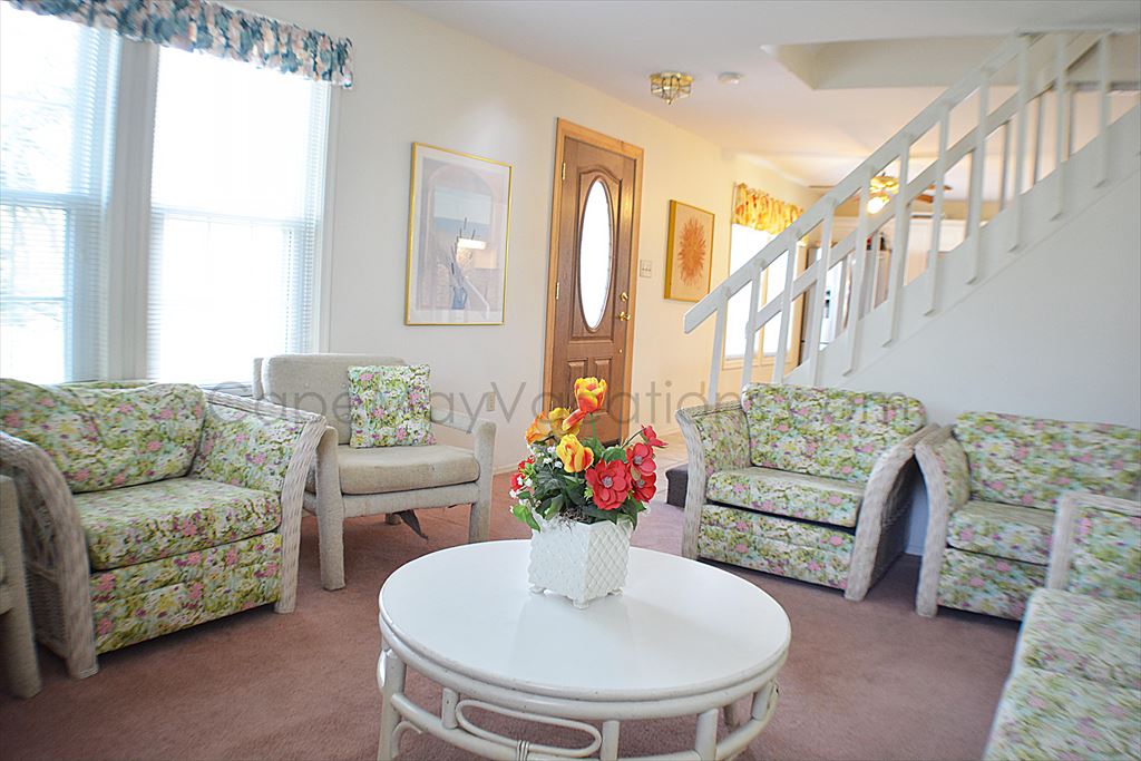 108 Broadway | Photo 7