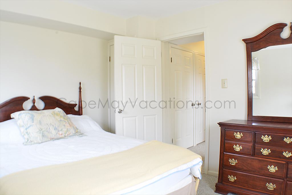 108 Broadway | Photo 11