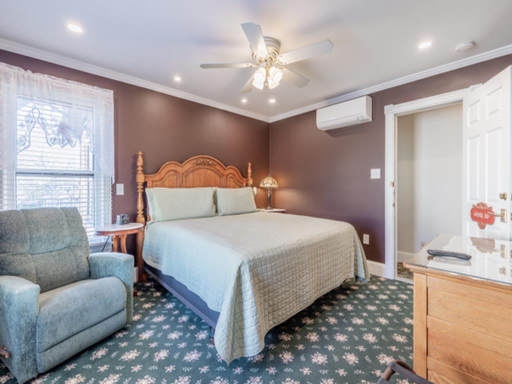 The Albert Stevens House | Photo 19