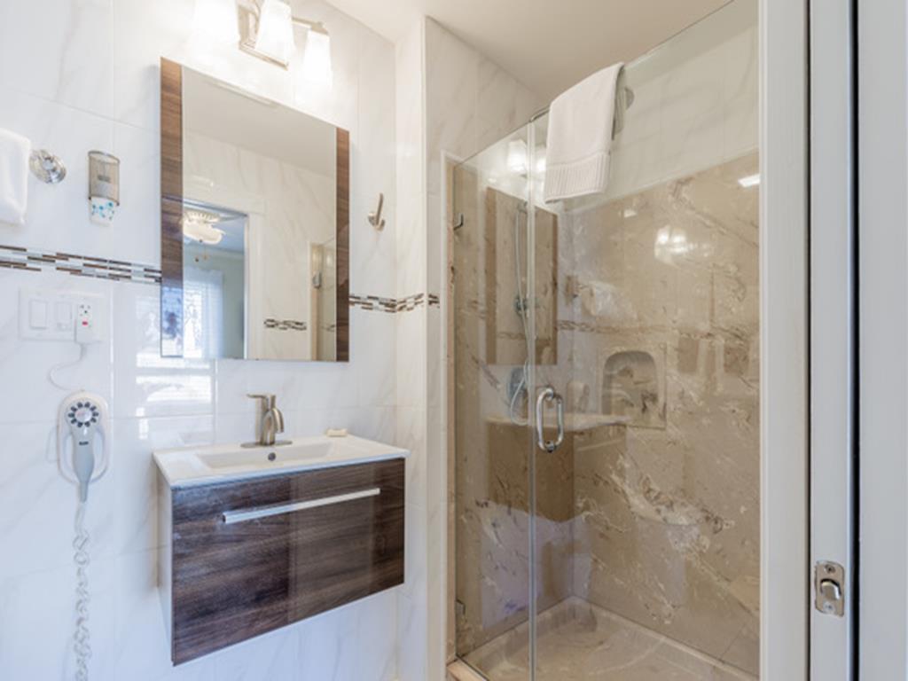 The Albert Stevens House | Photo 22