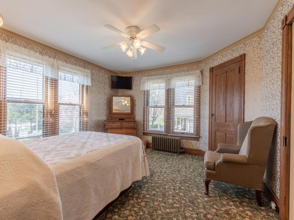 The Albert Stevens House | Photo 28