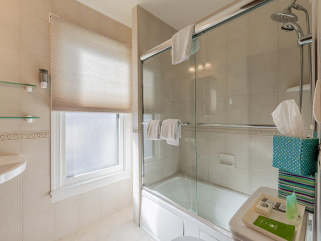 The Albert Stevens House | Photo 34