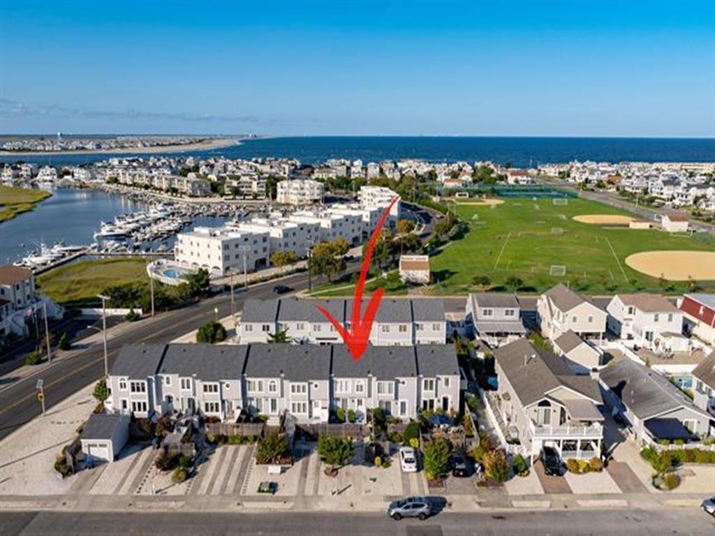 279 13th Street | Photo 4