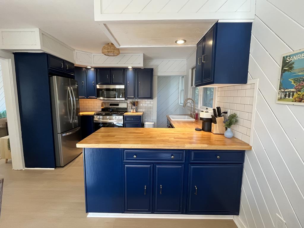 Sunshine Daydream Cottage | Photo 12