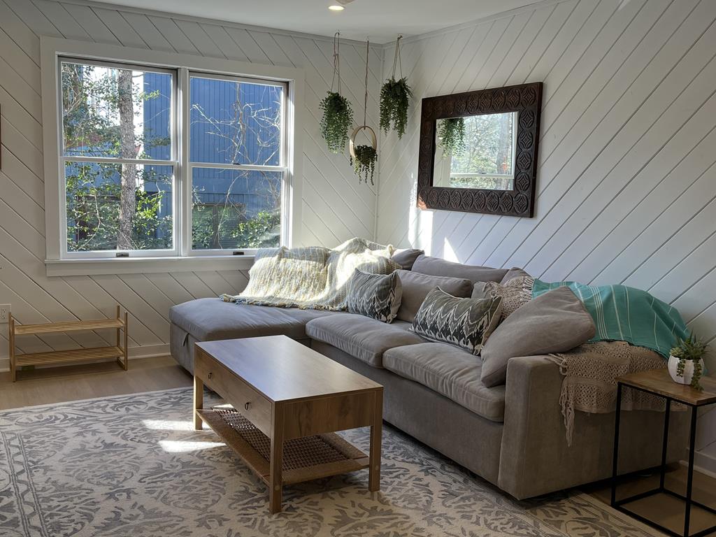 Sunshine Daydream Cottage | Photo 7