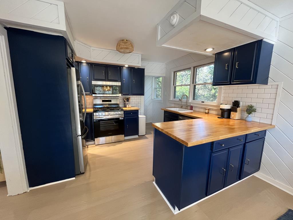 Sunshine Daydream Cottage | Photo 11