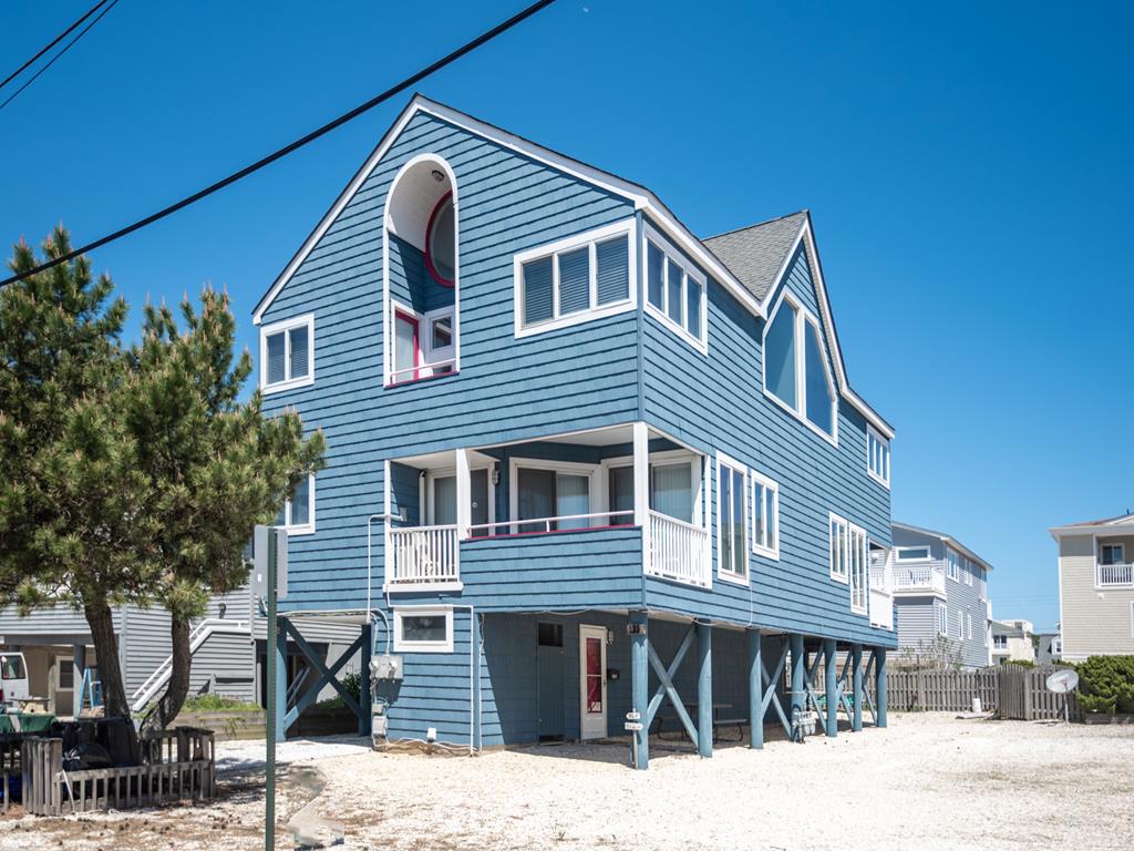 135 E 26th Street, Ship Bottom, NJ