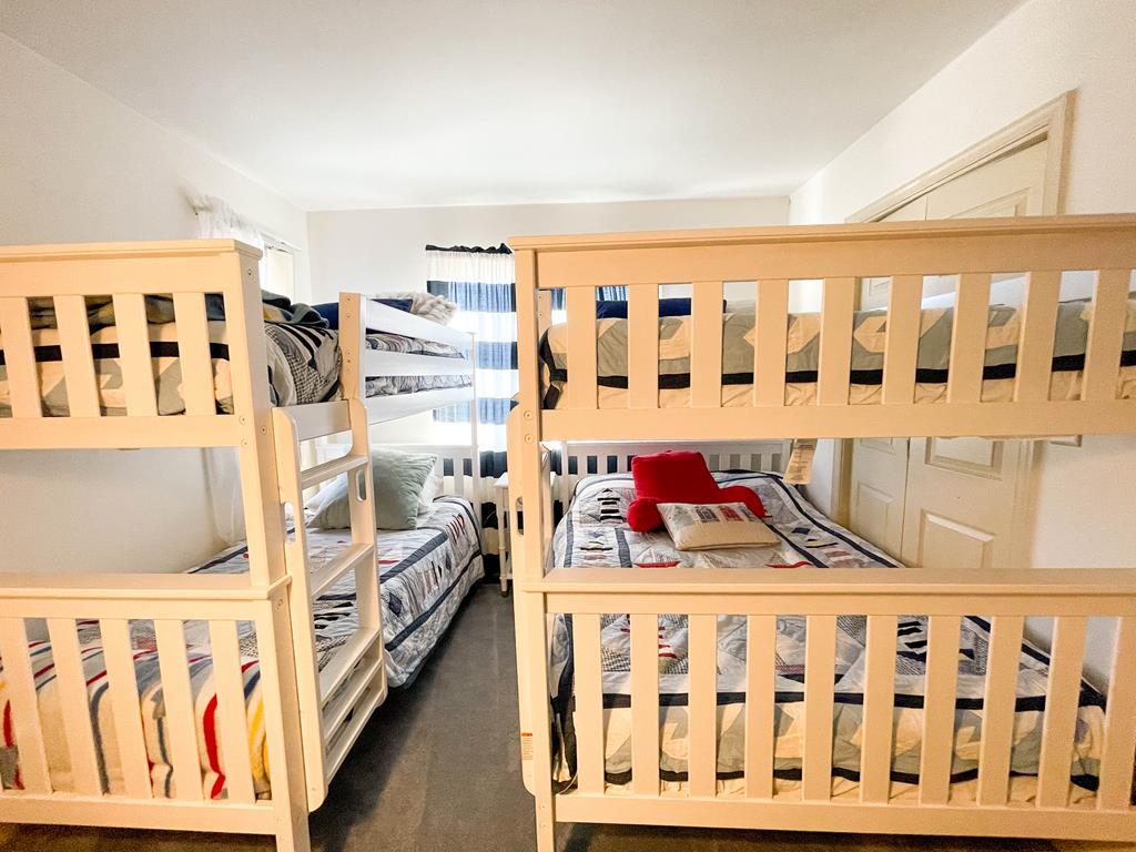 1105 St. James Place | Photo 19