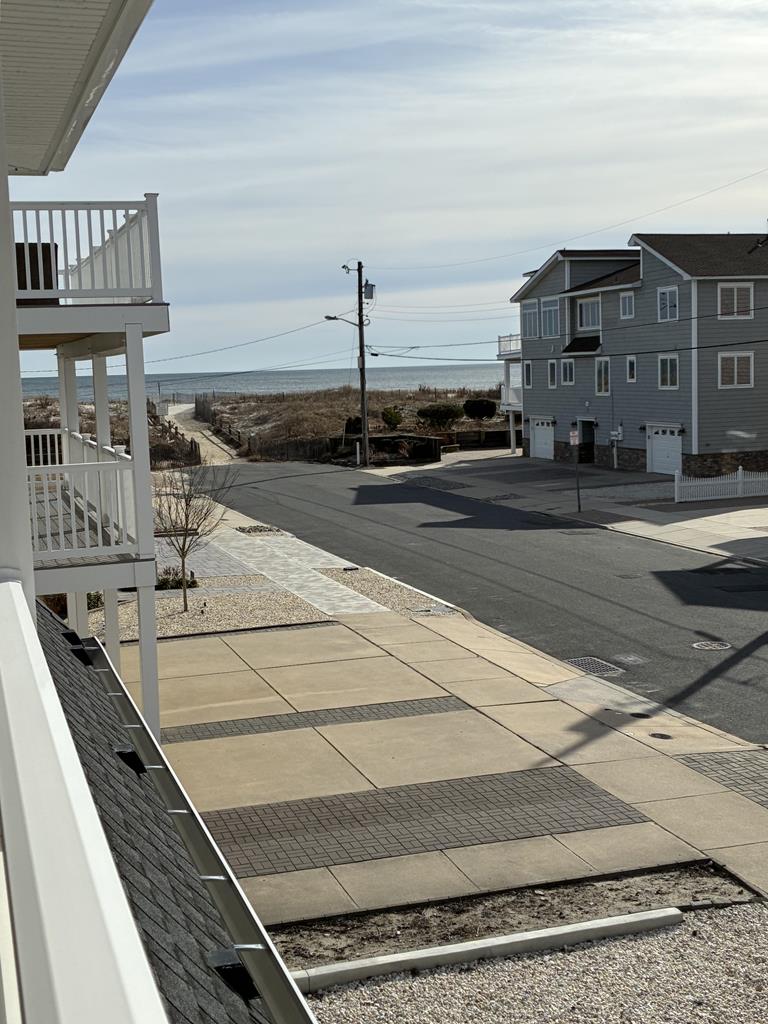 25 83rd Street - Picture 1