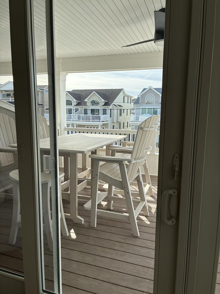 25 83rd Street - Picture 