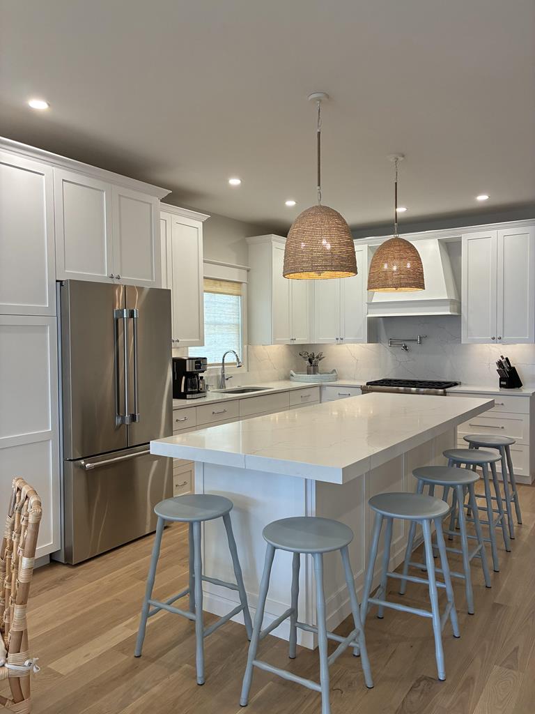 25 83rd Street - Picture 