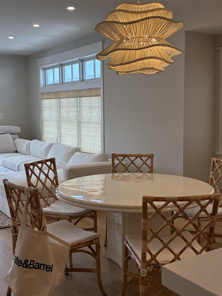 25 83rd Street - Picture 